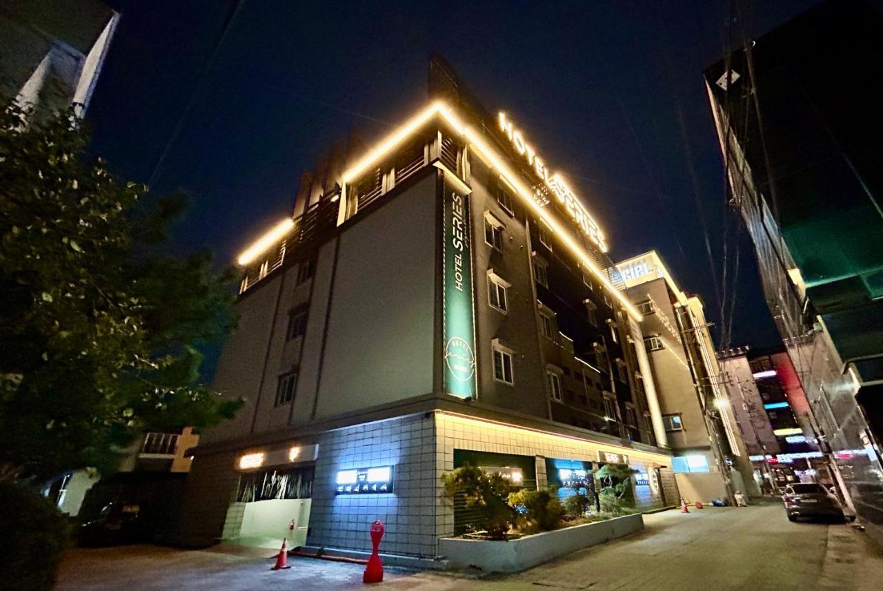 Series Hotel Gyeongju Exterior foto