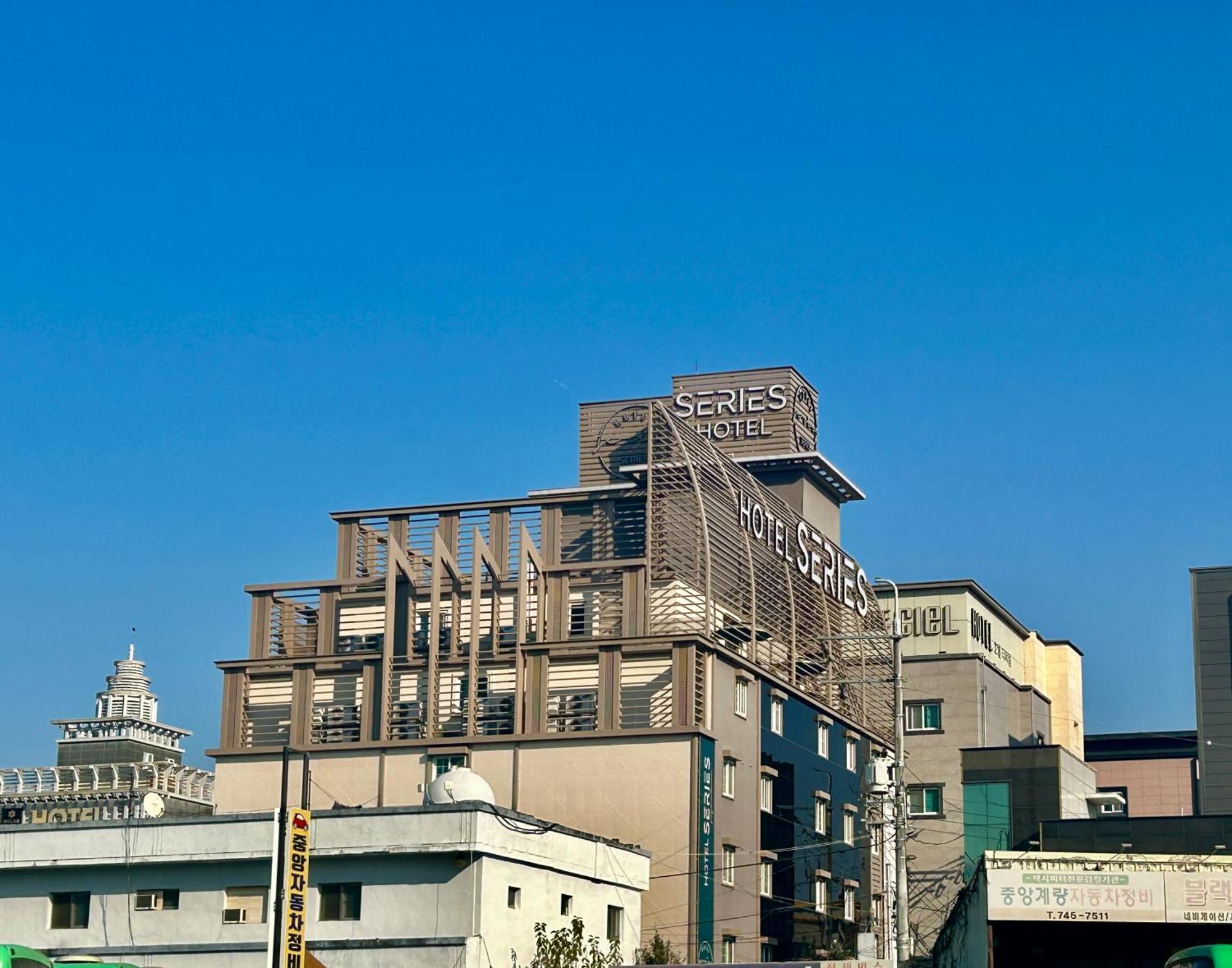 Series Hotel Gyeongju Exterior foto