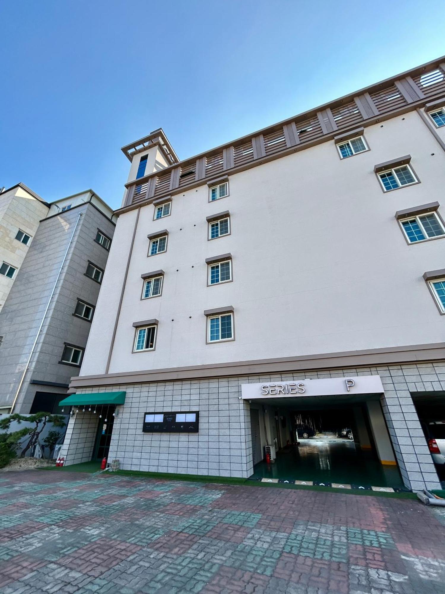 Series Hotel Gyeongju Exterior foto