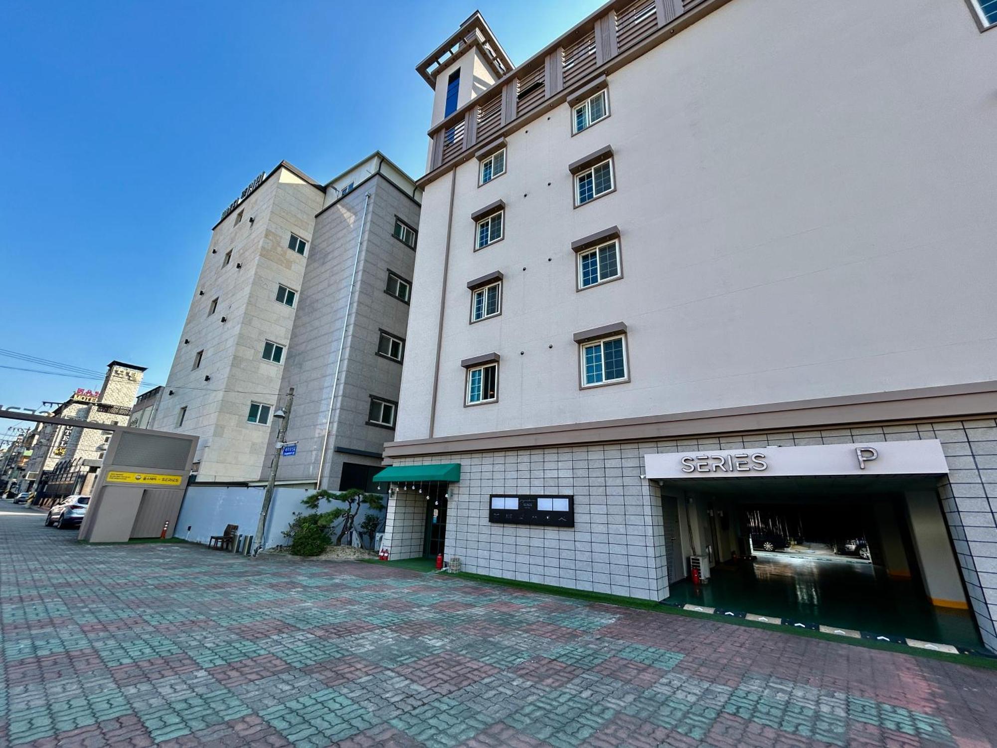 Series Hotel Gyeongju Exterior foto